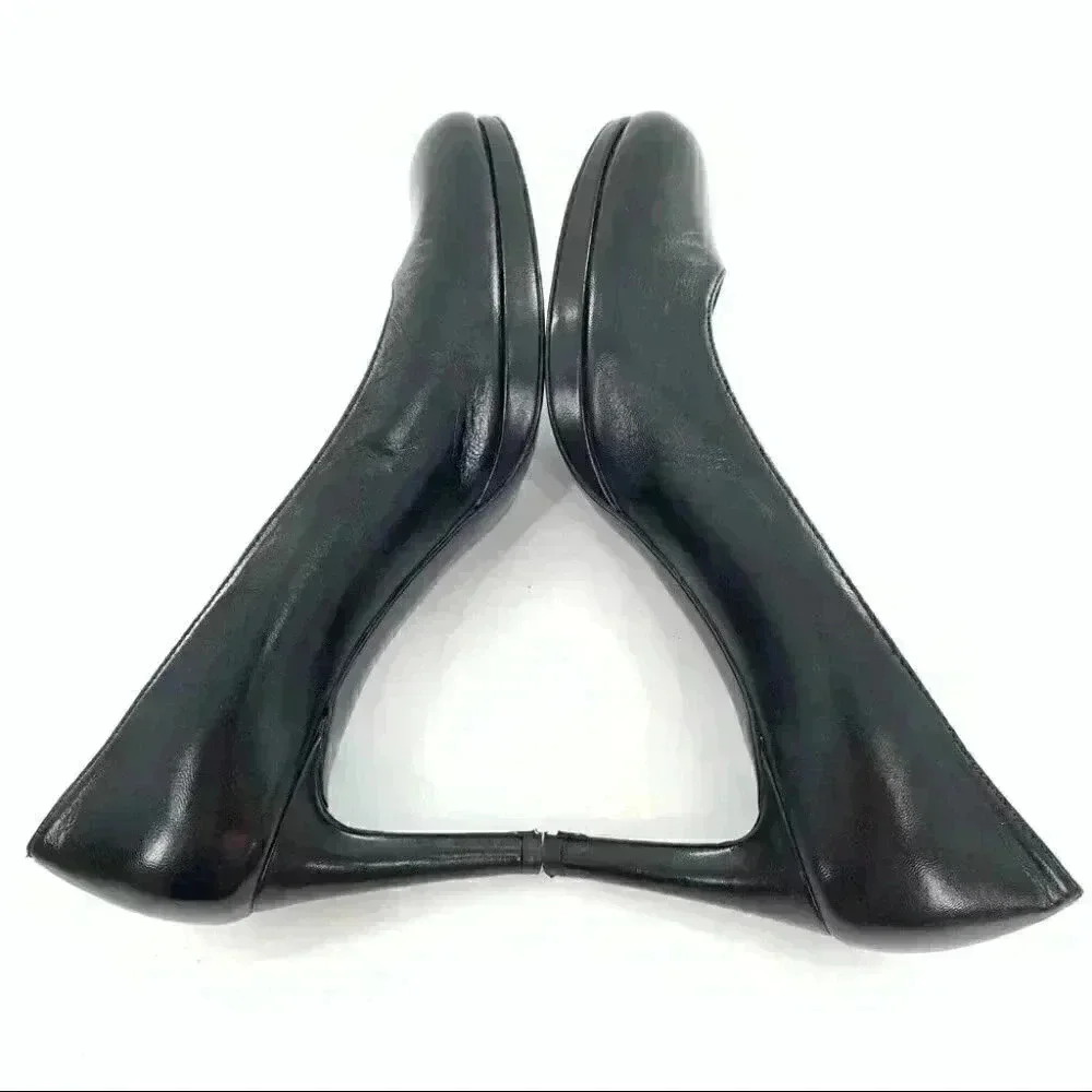 Stuart Weitzman womens heels size 8 black leather platforms